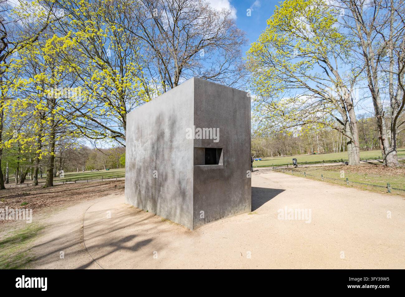Berlino, Germania – Memoriale per gli omosessuali perseguitati dal nazismo (tedesco: Denkmal für die im Nationalsozialismus verfolgten Homosexuellen) Foto Stock