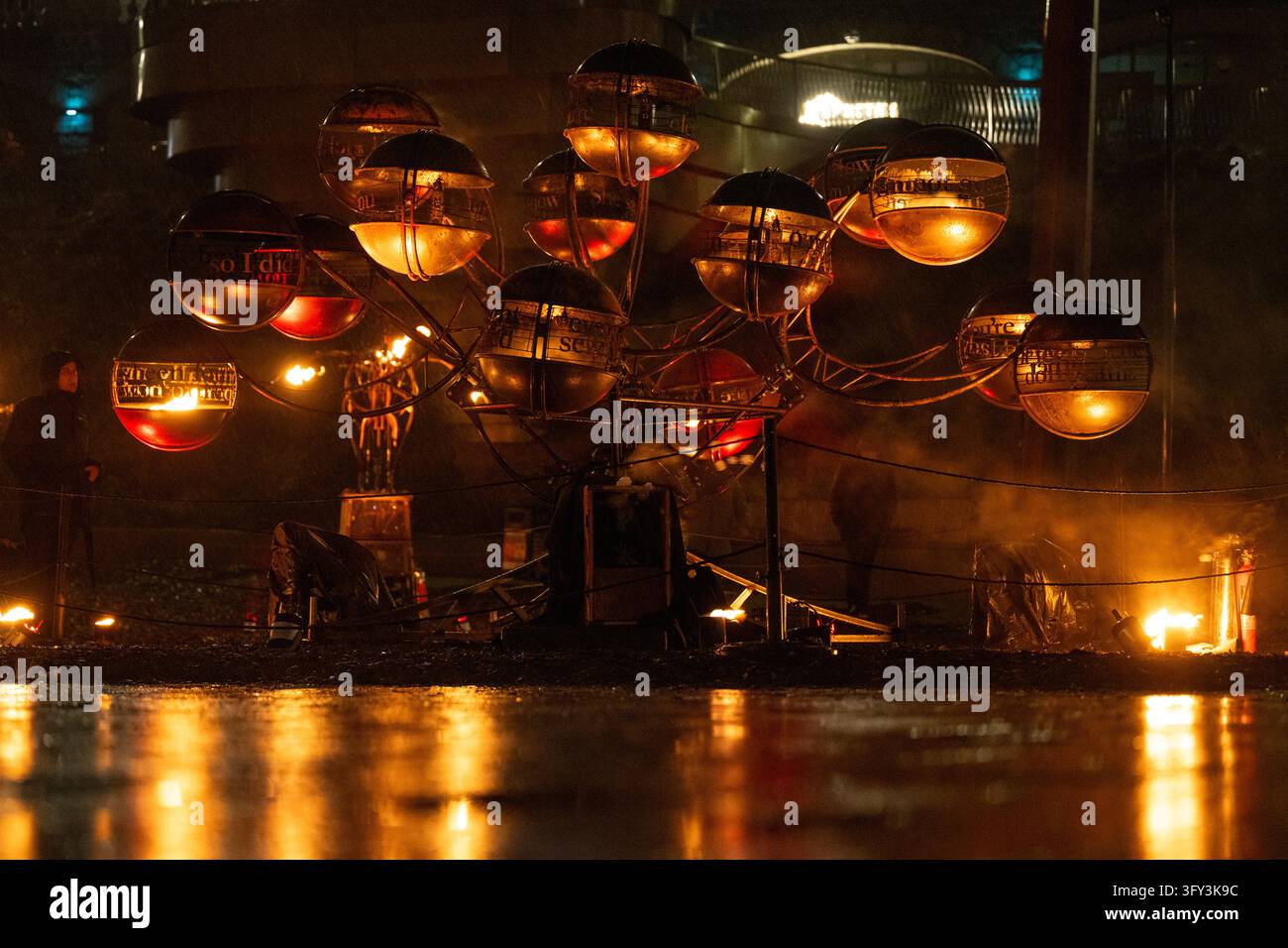Installazioni luminose al festival della luce Spectra, Aberdeen, Scozia, Regno Unito Foto Stock