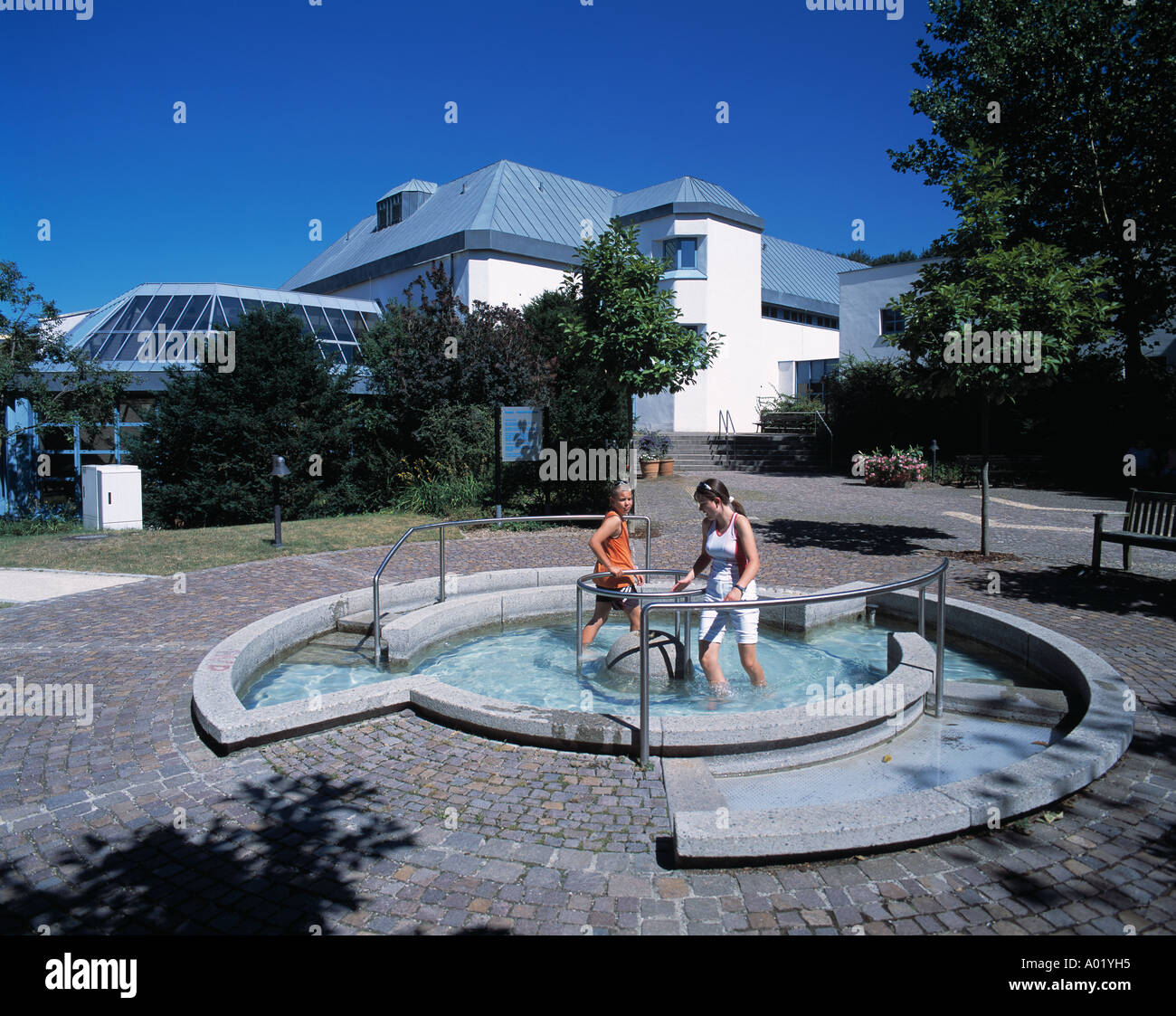 D-Bad Abbach, il Danubio, Baviera, i giardini del centro termale, ospedale, clinica speciale sulla riabilitazione, fisioterapia, acqua indurimento, percorso Kneipp Foto Stock