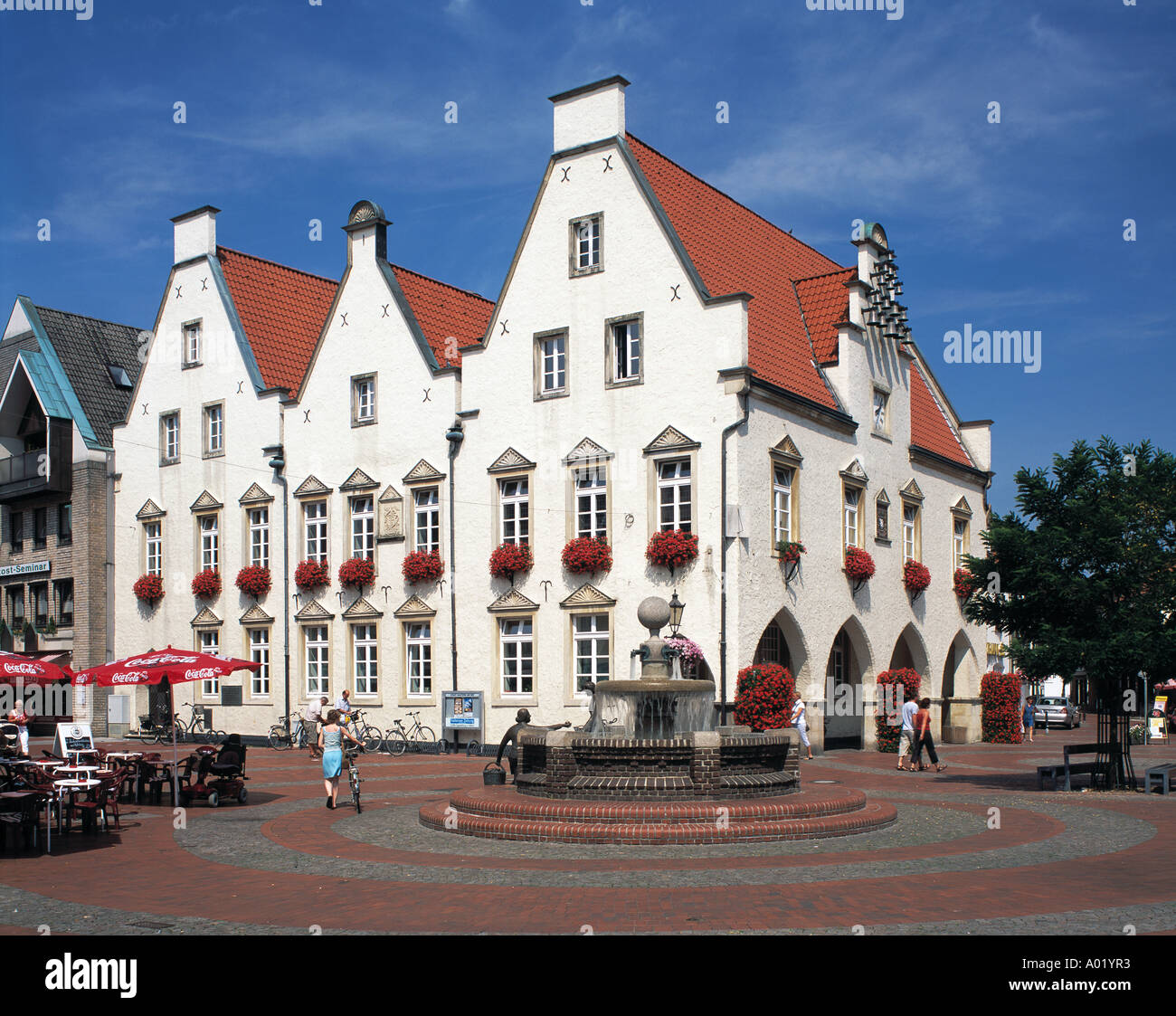 Marktplatz mit Rathaus und Marktbrunnen in Haltern am See, LIPPE, Stever, Naturpark Hohe Mark, Die Haard, Ruhrgebiet, Muensterland, Nordrhein-Westfale Foto Stock