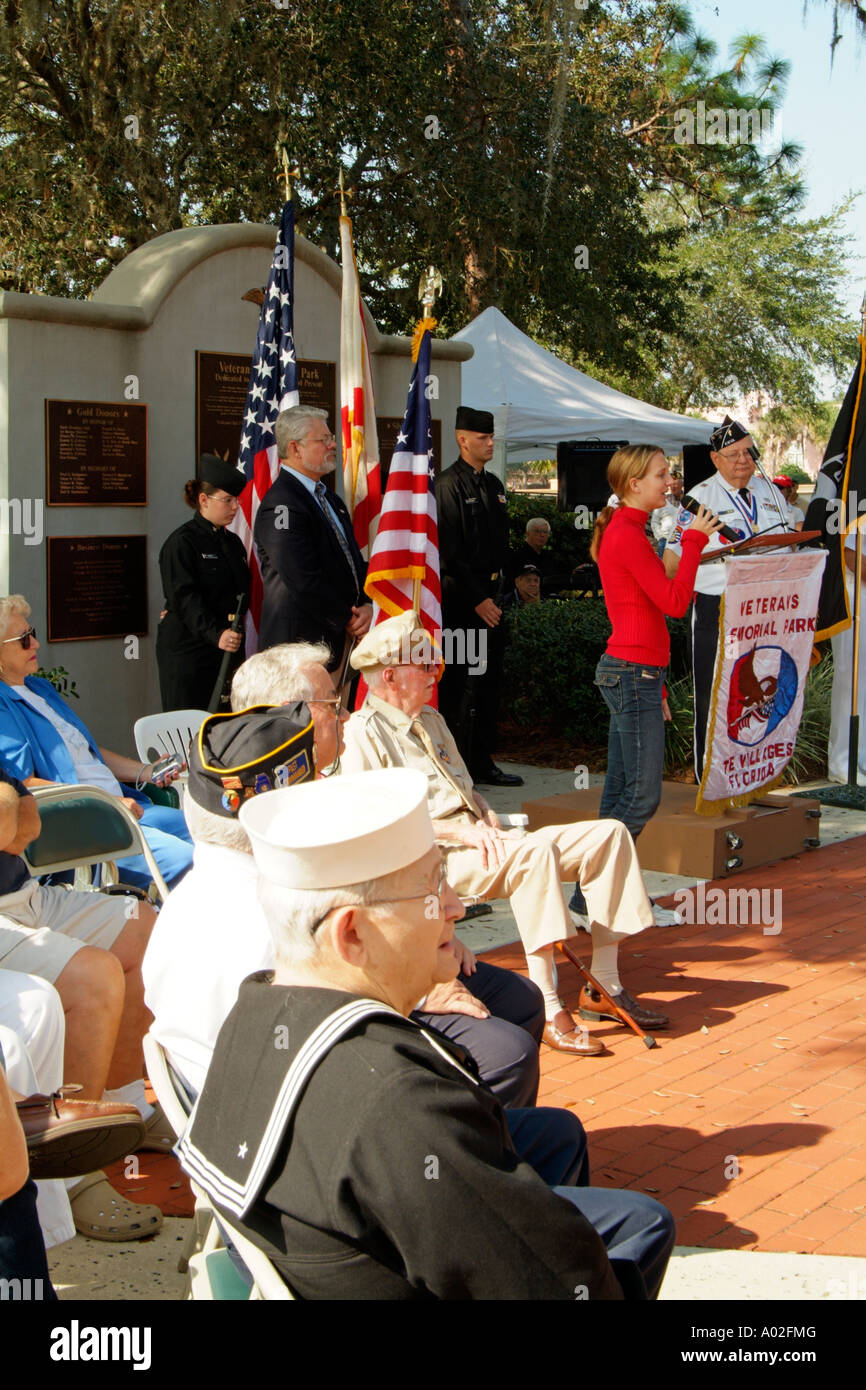 Veterani giorno rimembranza servizio in spagnolo Springs Florida USA Foto Stock