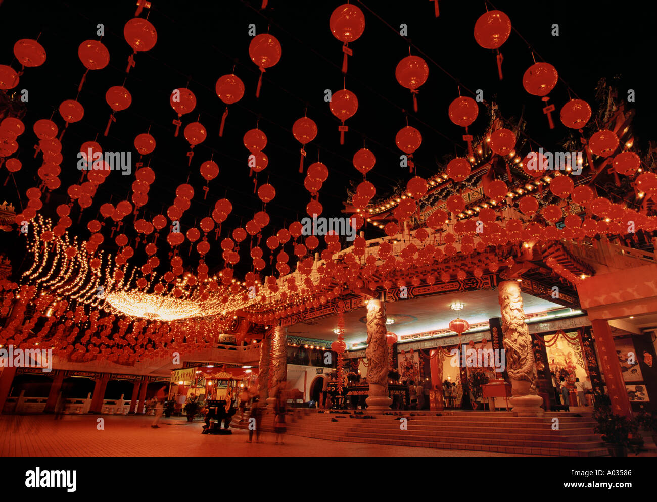 Thean Hou tempio con nuovo anno cinese luci di Kuala Lumpur in Malesia Foto Stock