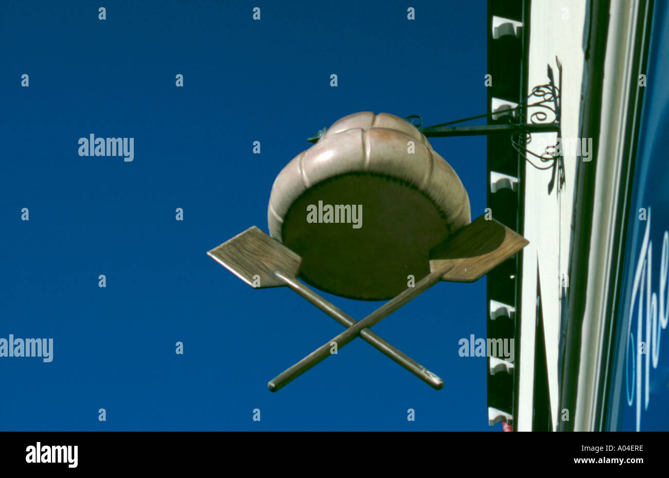 Segno al di fuori di un fornaio shop, Selby, North Yorkshire, Inghilterra, Regno Unito. Foto Stock