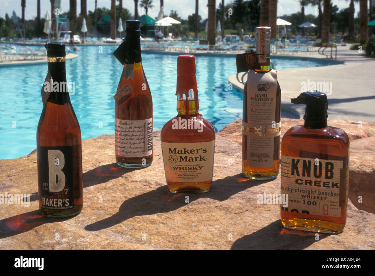 Bottiglie di età Bourbon whiskey Foto Stock