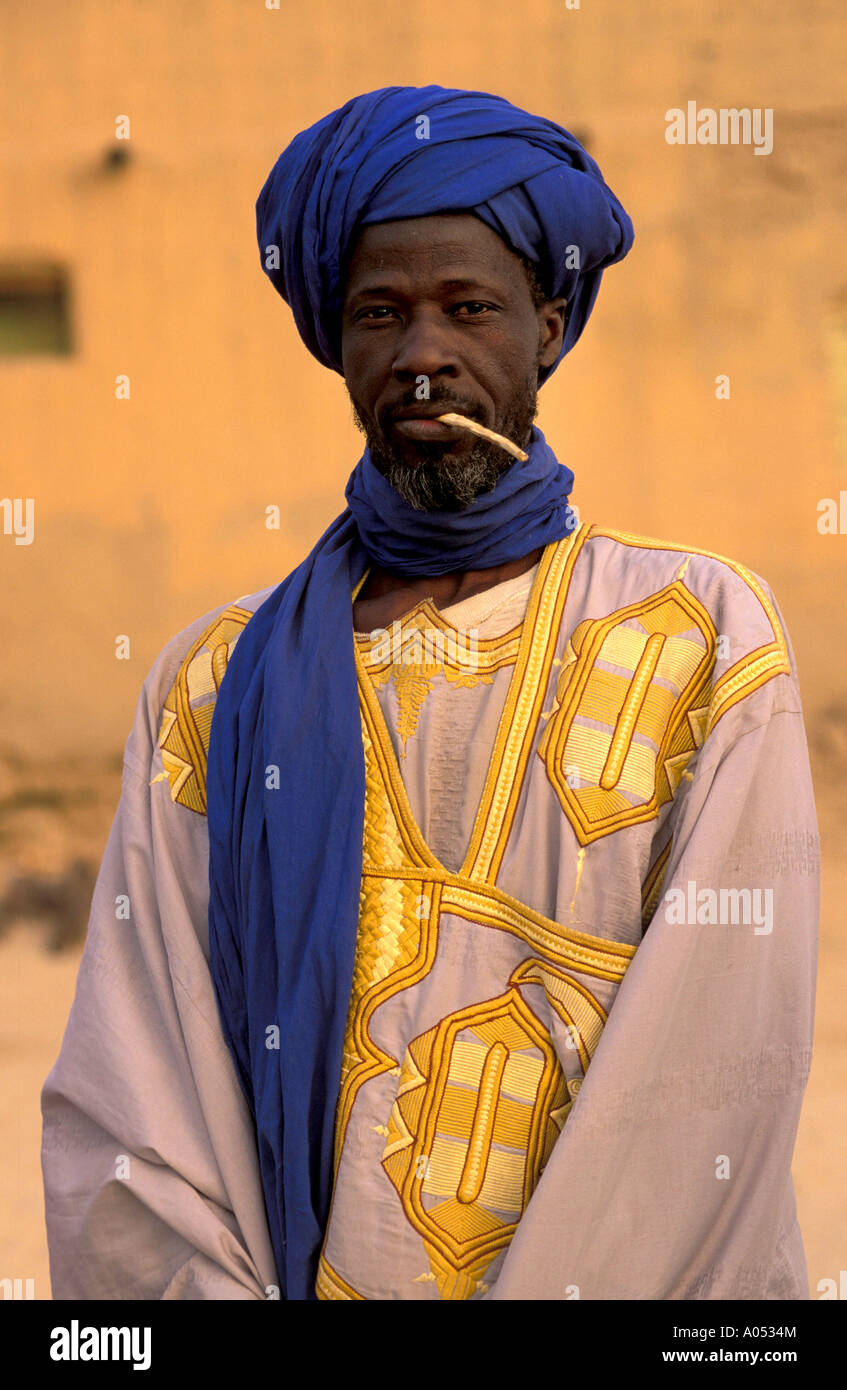 Ritratto di un commerciante Tuareg in Timbuktu, Mali grande Sahara. Foto Stock