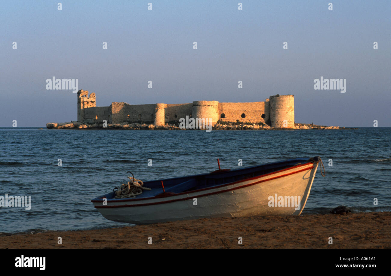 Fanciulla del castello Kiskalesi Turchia Foto Stock