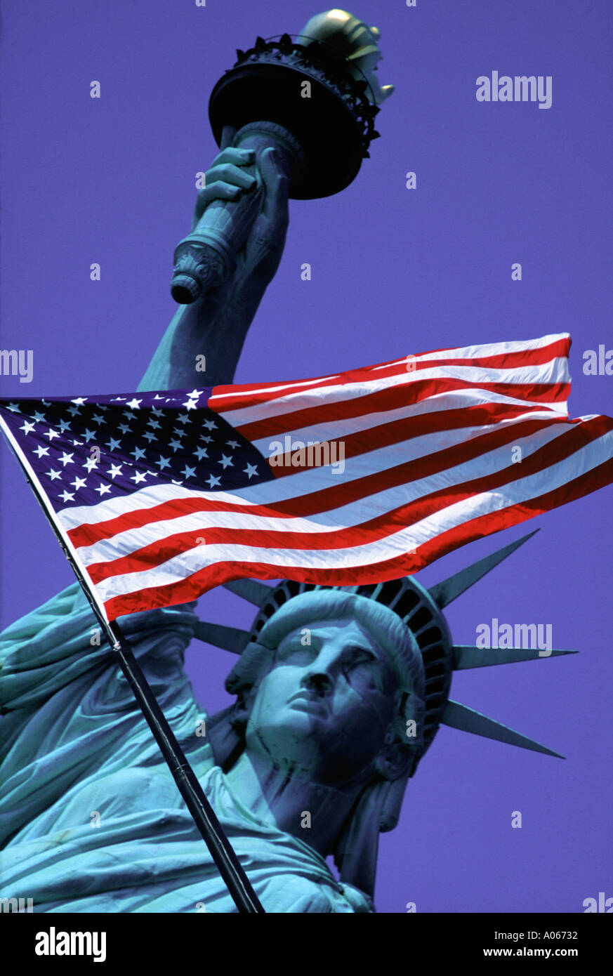 La Statua della Libertà e noi bandiera Foto Stock