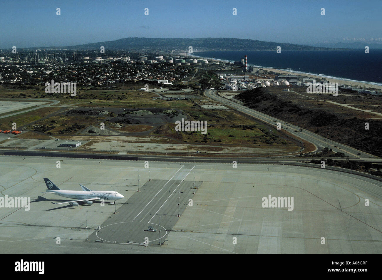 Vista dall'aereo in fase di decollo da Los Angeles, Aeroporto Internazionale LAX Foto Stock