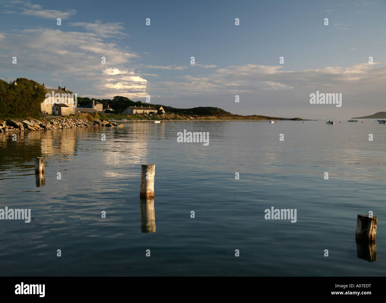 Nuovo Grimsby baia del porto Tresco Scilly isola Scillies Cornwall Inghilterra Isola sera autunno Foto Stock