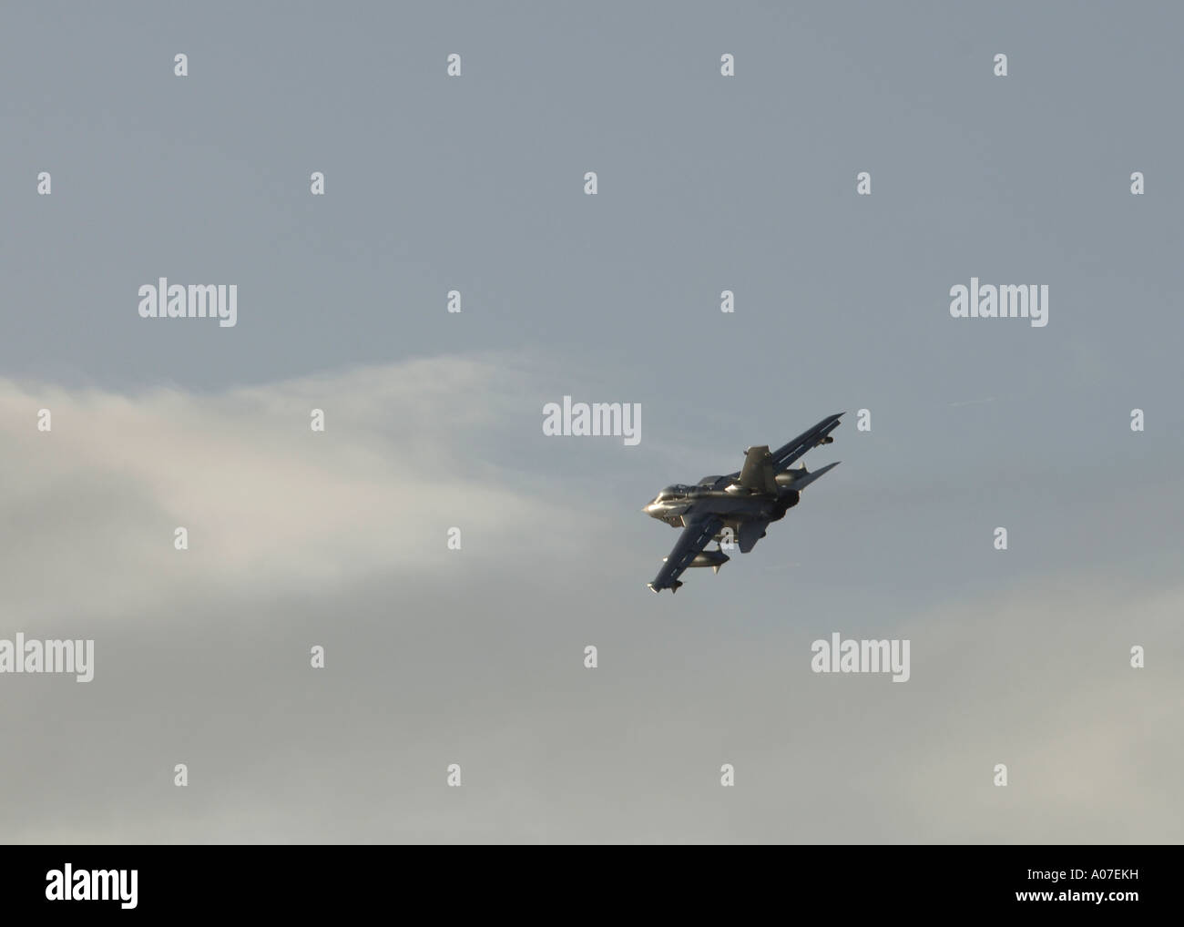 Panavia Tornado GR4 tornando a RAF Lossiemouth. Foto Stock