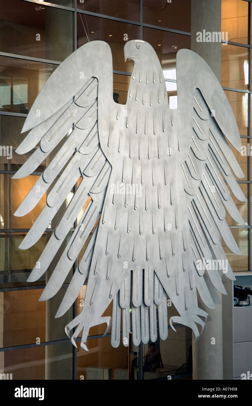 Sala PLENERY EAGLE all'interno del parlamento tedesco Edificio del Reichstag a Berlino Germania Europa UE Foto Stock