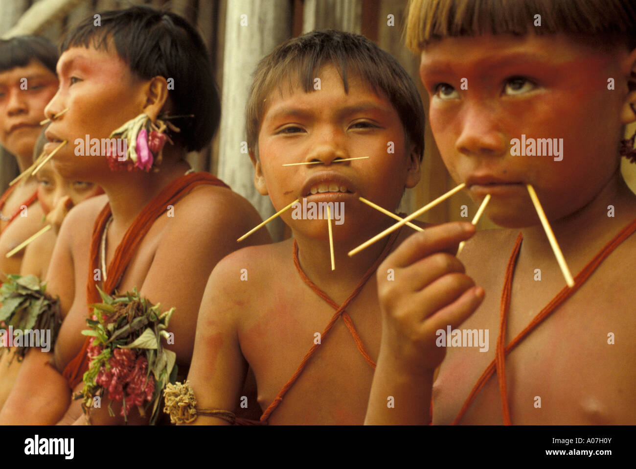 Gli Yanomami indigeni, la foresta pluviale amazzonica, Stato di Roraima, Brasile. Foto Stock