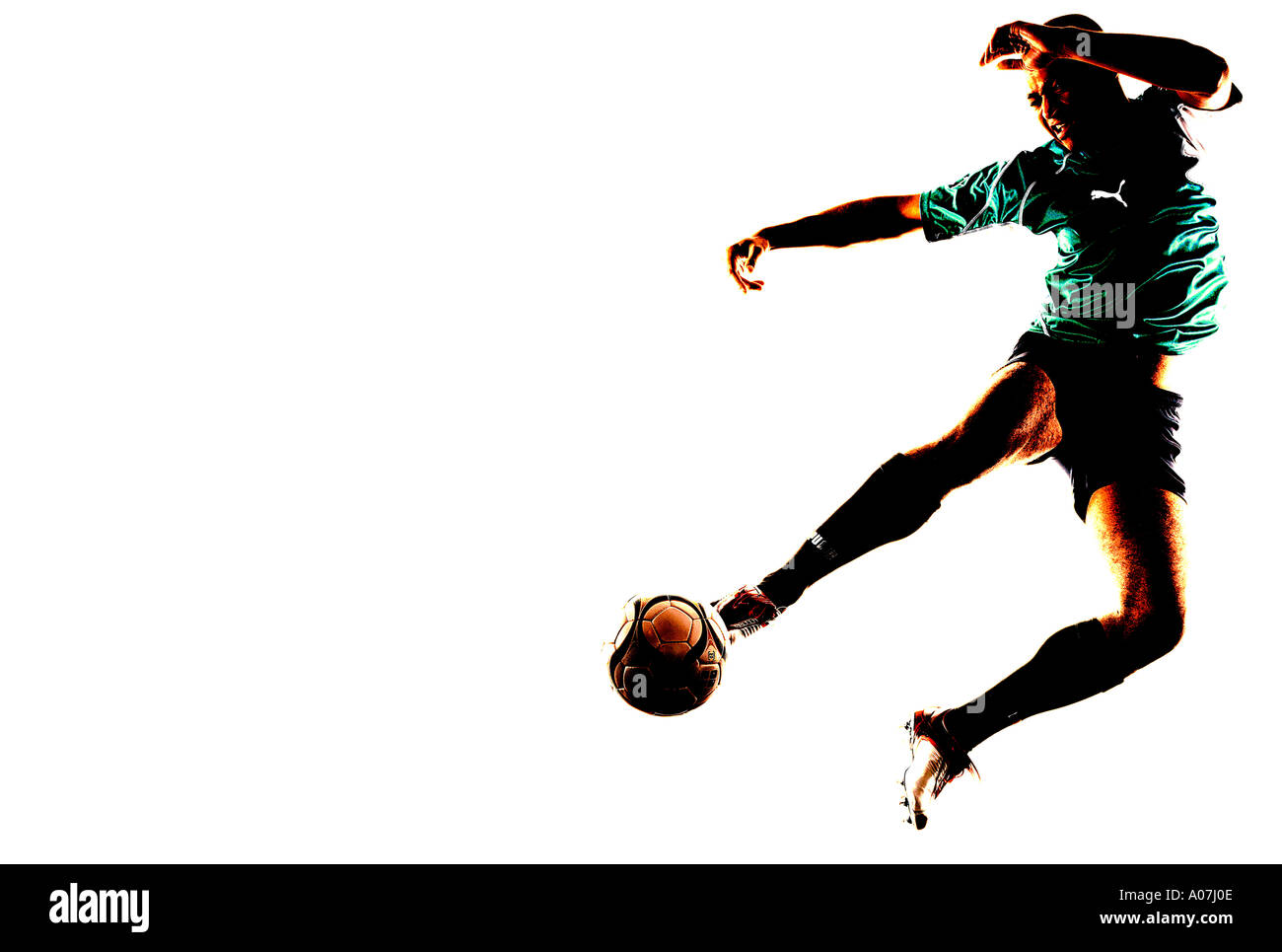 Azione, sforzo, sfida, Sport, orizzontale, a piena lunghezza e all'aperto, 30-34 anni, vista frontale, calcio, aspetto caucasico. Foto Stock