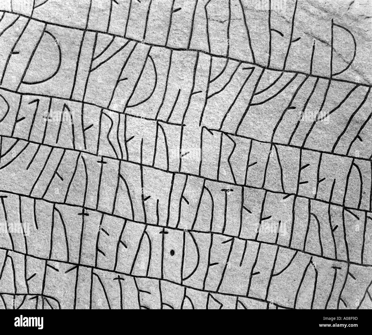 Rune rsmoke la pietra dalla Svezia ostergotland viking Foto Stock