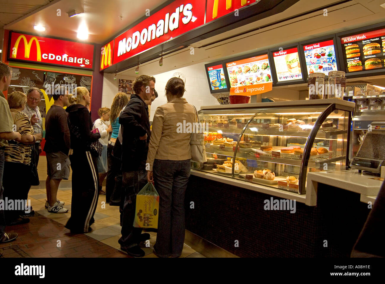 Hamburger di McDonald's bar Hobart Tasmania Australia Foto Stock