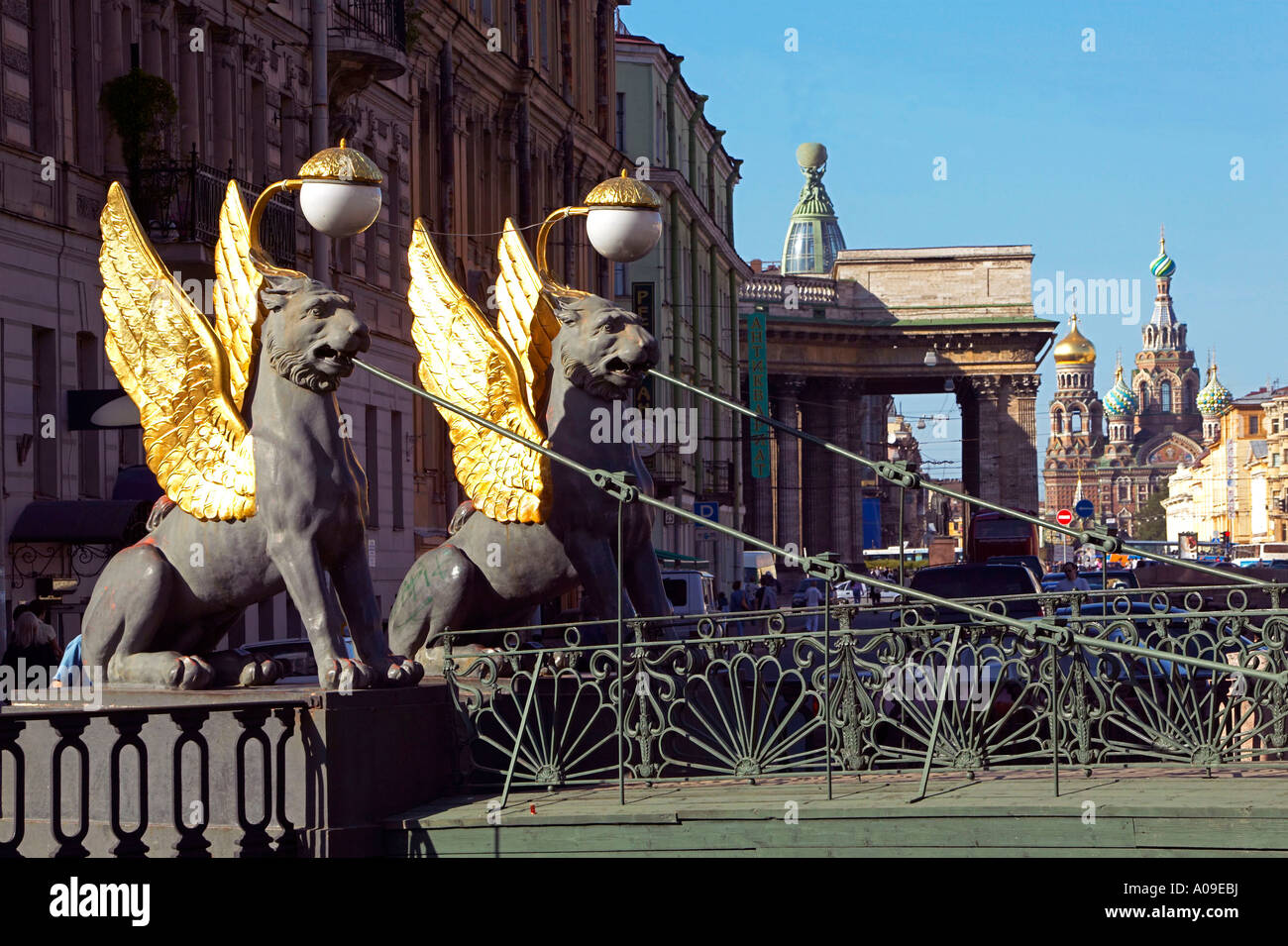 Sankt Petersburg Bankbruecke, banche ponte con leoni alati San Pietroburgo Russia Foto Stock
