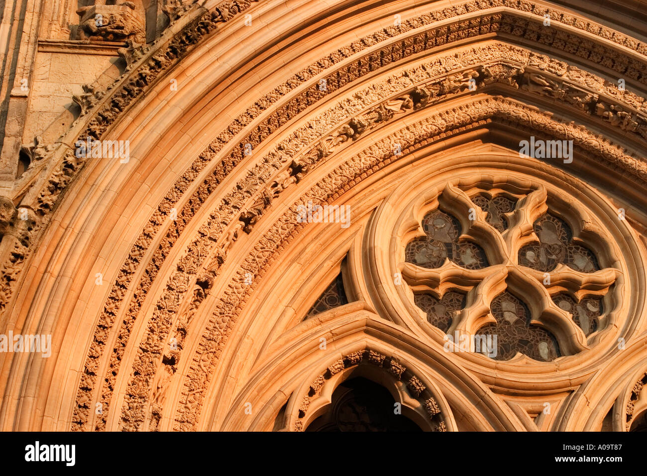 Arco grande Ovest porta a York Minster Foto Stock