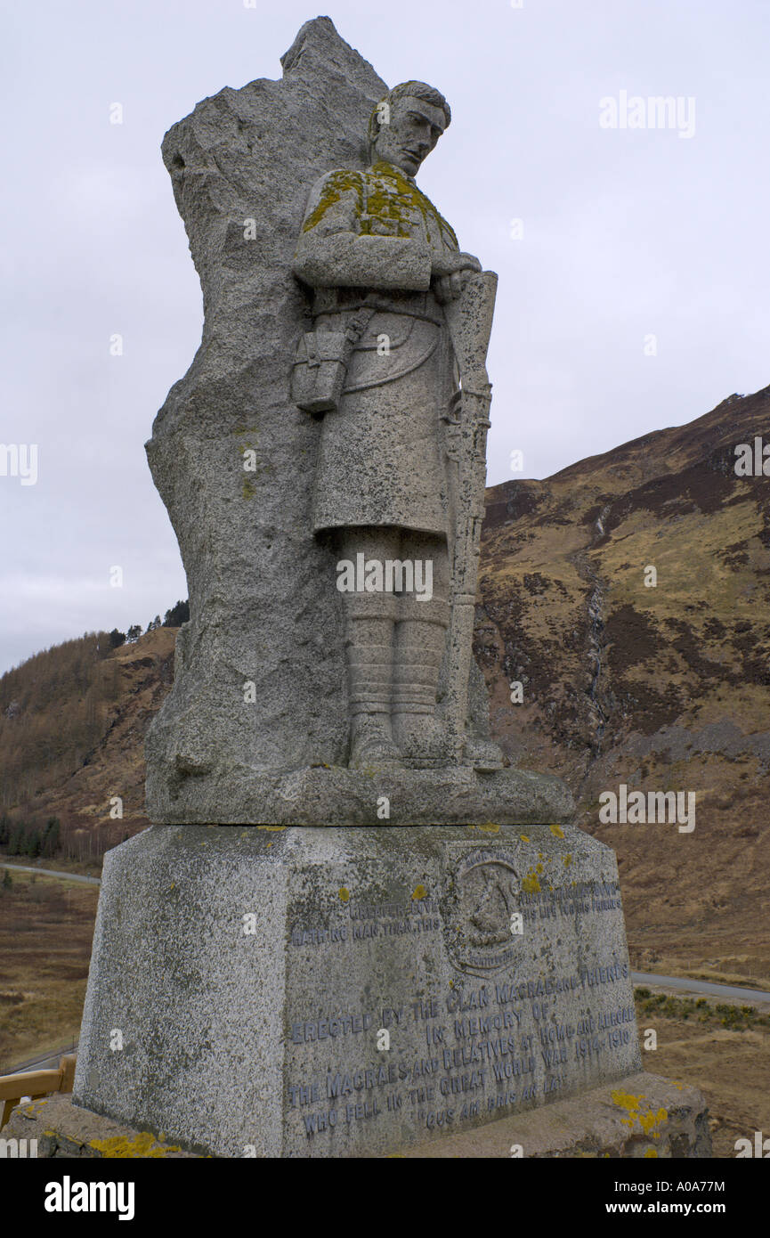 Il Clan Macrae War Memorial Morvich Loch Duich Shiel Bridge Highlands scozzesi Foto Stock