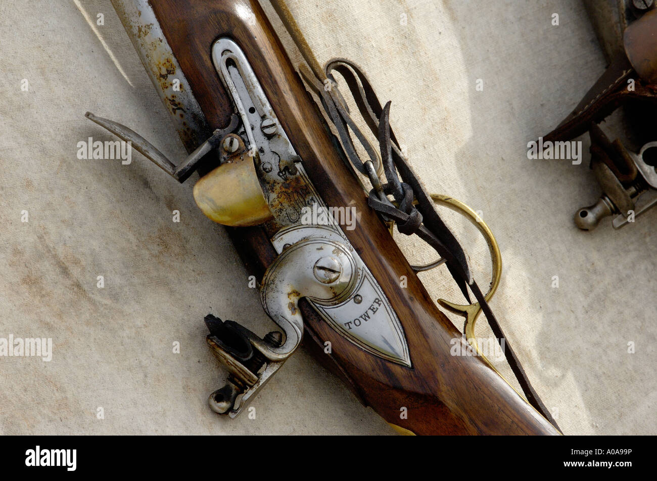 Flintlock musket ad una rievocazione storica sul campo di battaglia di Yorktown in Virginia. Fotografia digitale Foto Stock