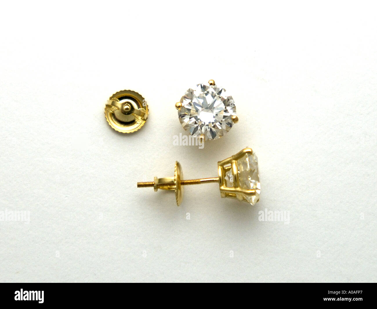 Brillanti in oro 18kt per essere utilizzato come orecchini Foto Stock