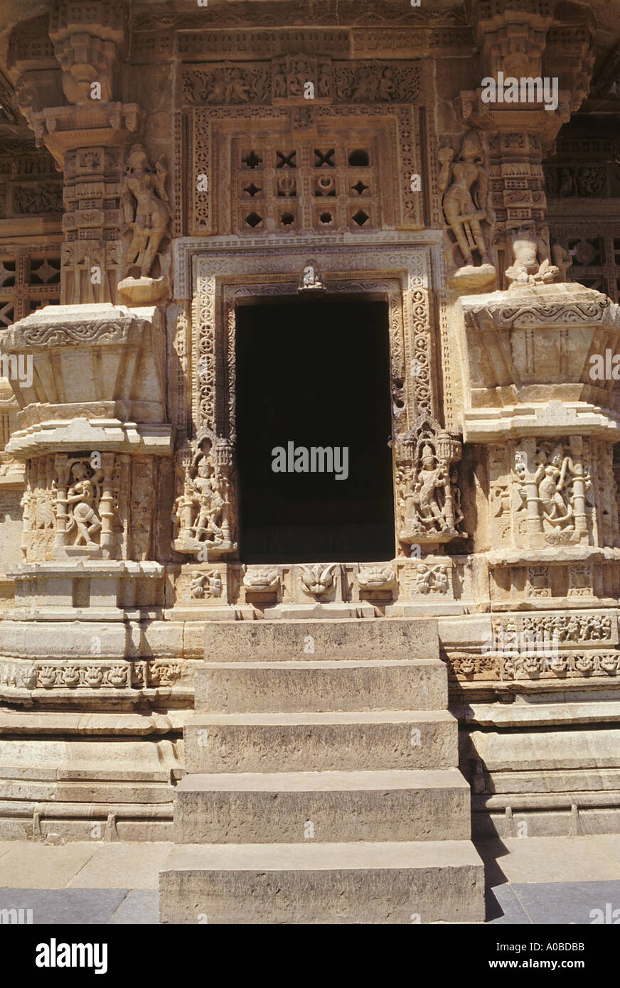 Ingresso al Vijaya stambha, Torre di vittoria. Chittorgarh fort, Chittorgarh, Rajasthan, India Foto Stock