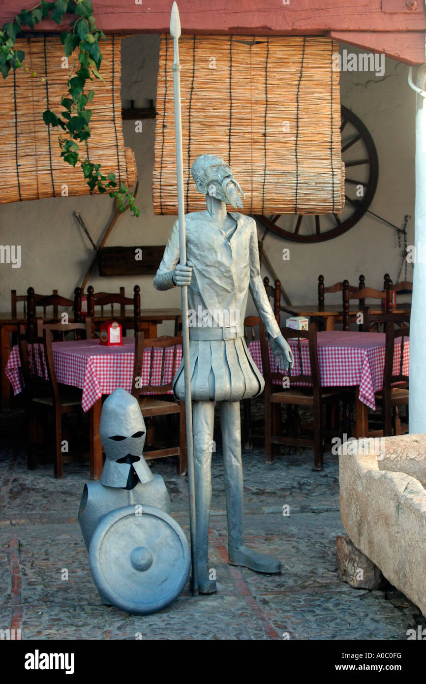 Don Quijote di statura in Puerto Lapice, Castilla-La Mancha, in Spagna, Europa Foto Stock