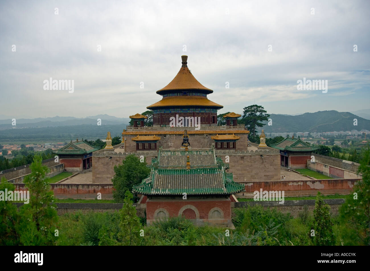 Patrimonio UNESCO sito di pule Si (il Tempio della Gioia Universale), uno dei templi periferici (otto templi esterna) in Chengde Foto Stock