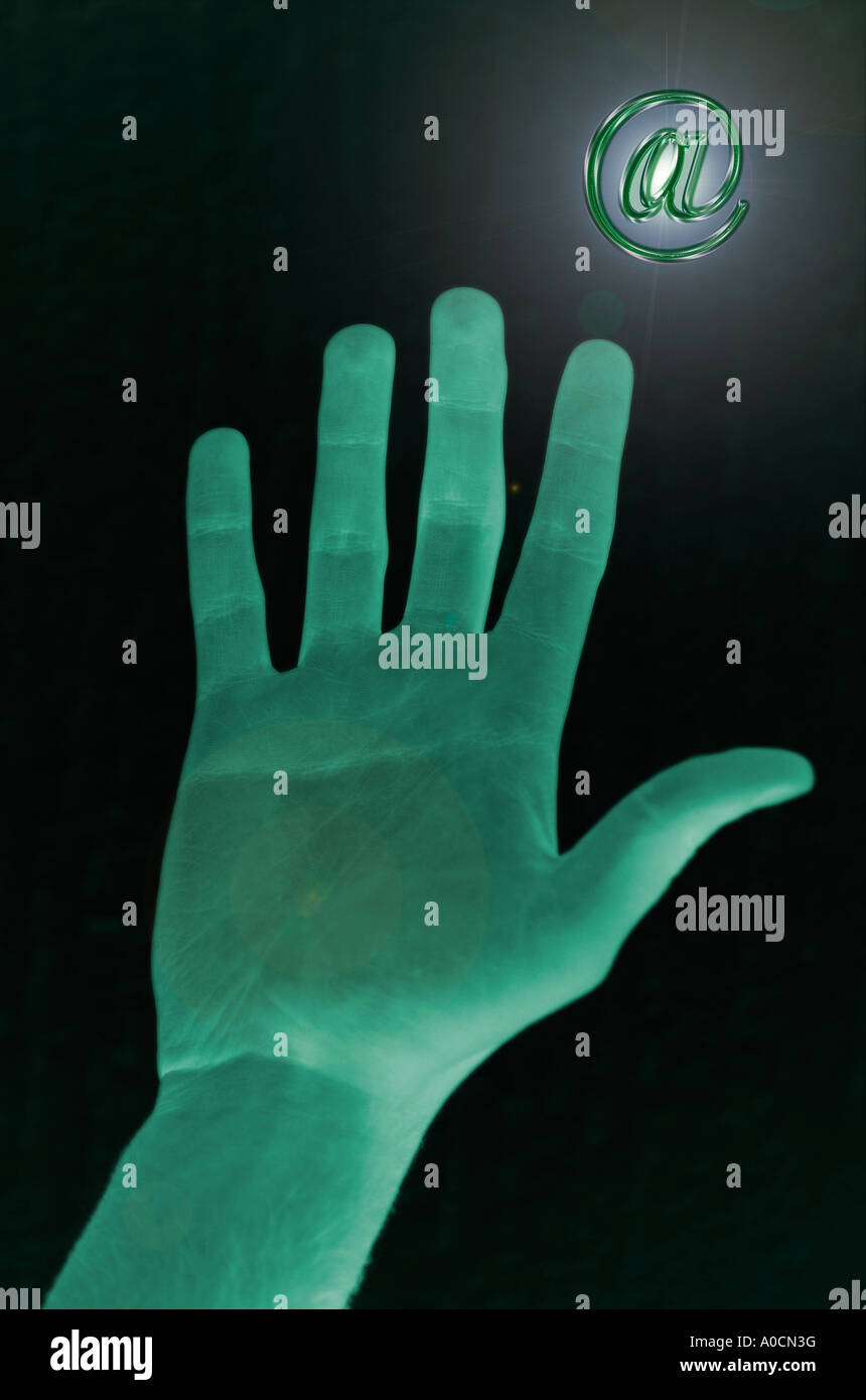 Digital composito di palma umana e al simbolo Foto Stock