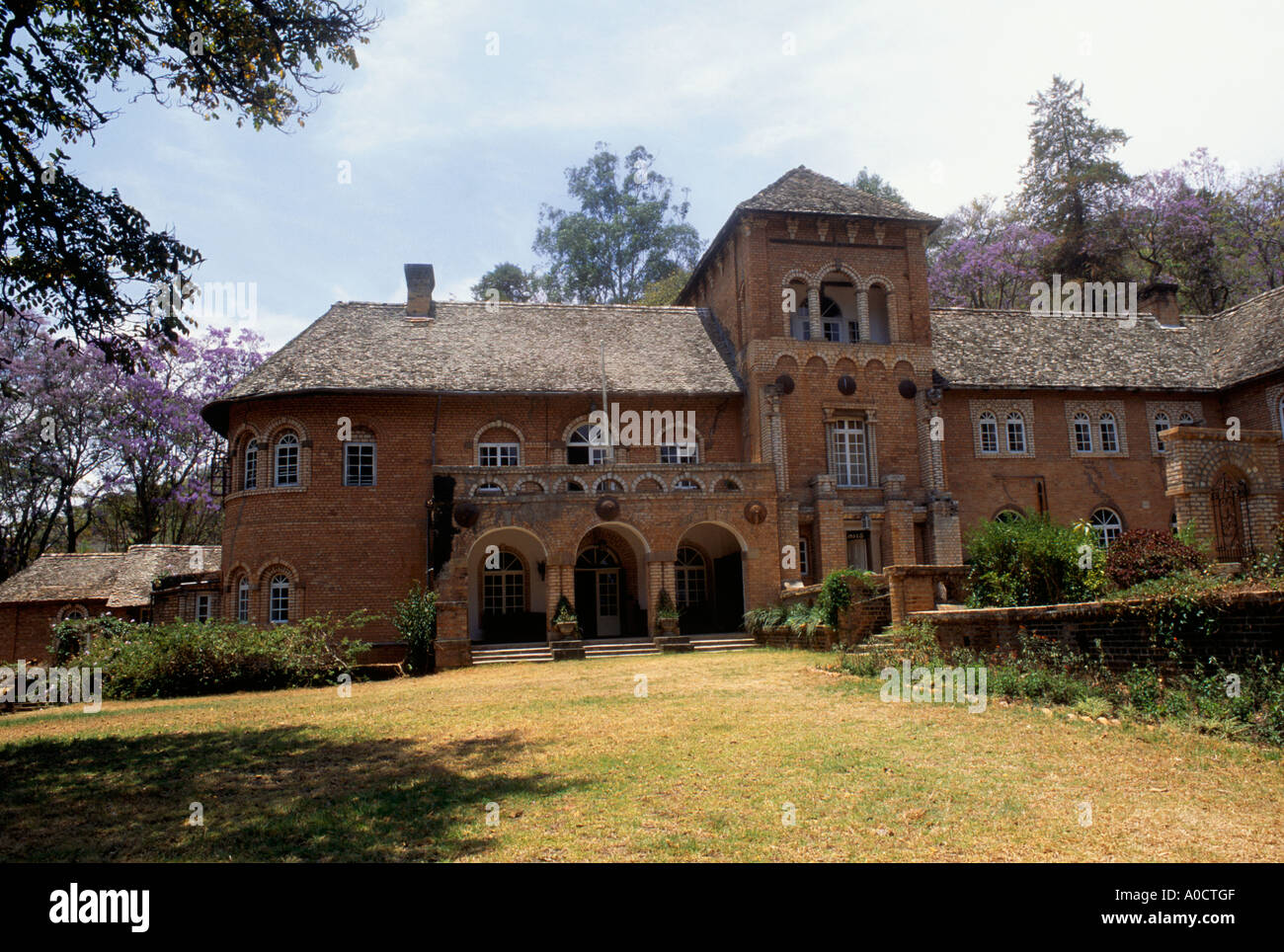 Shiwa, Zambia. Grand colonial casa in mattoni rossi di proprietà della famiglia Harvey. Foto Stock