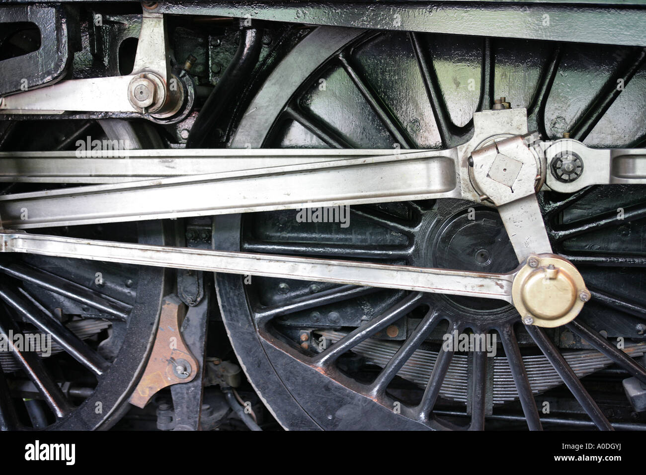 Ruote e la tiranteria del treno a vapore Sir Nigel Gresley Foto Stock