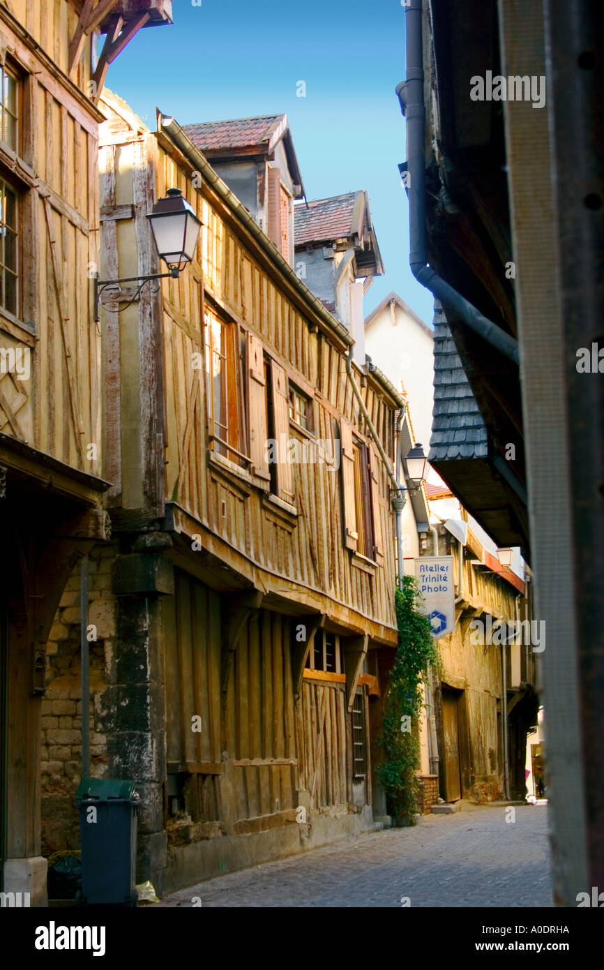 Architettura della città di Troyes Francia Champagne Ardenne Foto Stock