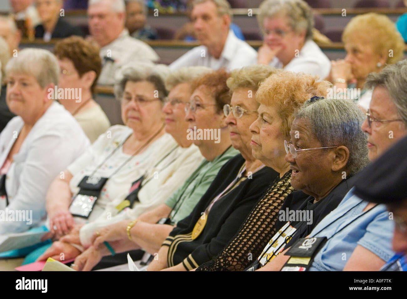 Ypsilanti Michigan dei cittadini anziani in occasione di una riunione di una cooperativa di alloggiamento Foto Stock