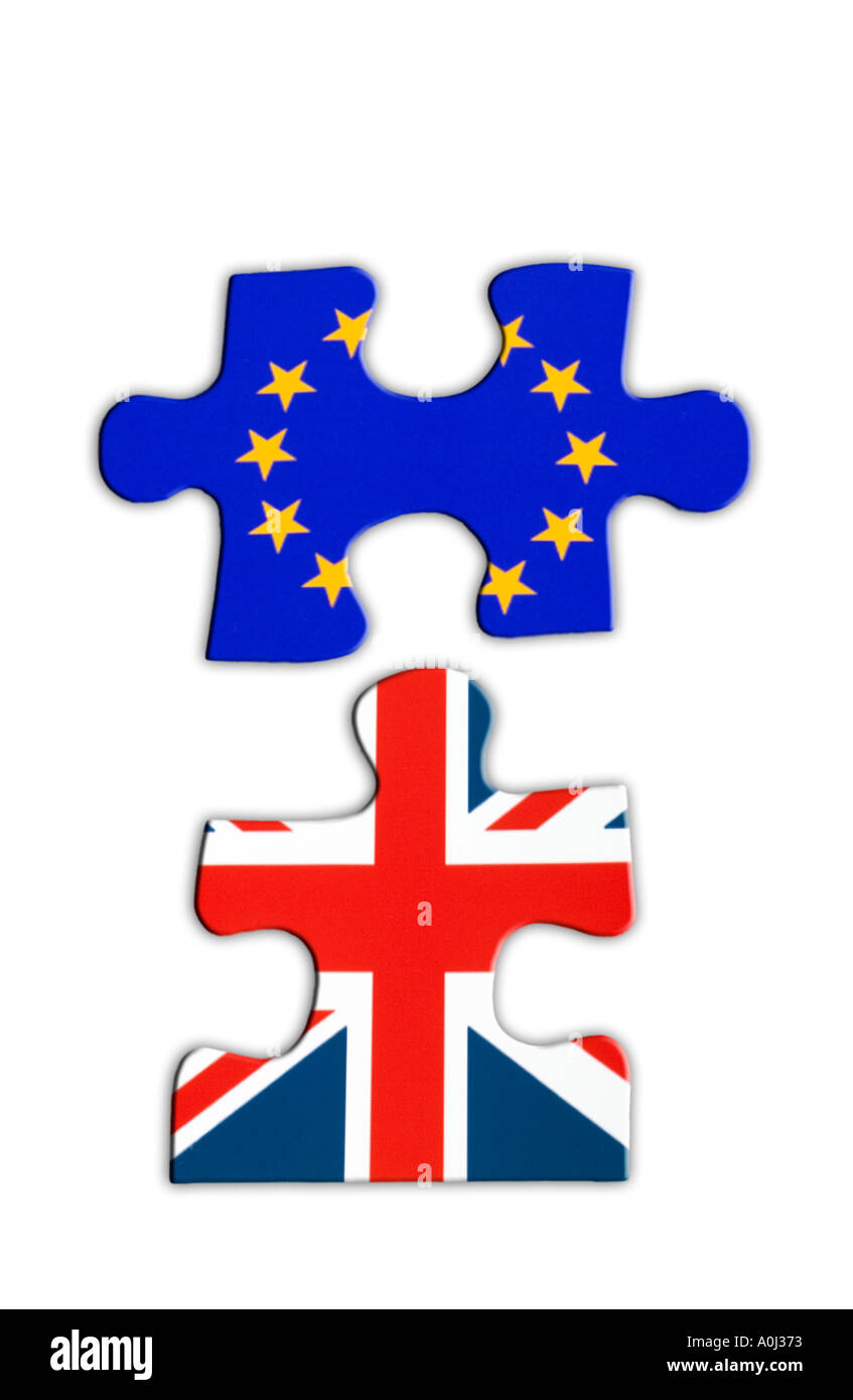 Il puzzle della bandiera europea e la bandiera dell'Union Jack, concetto Brexit Foto Stock