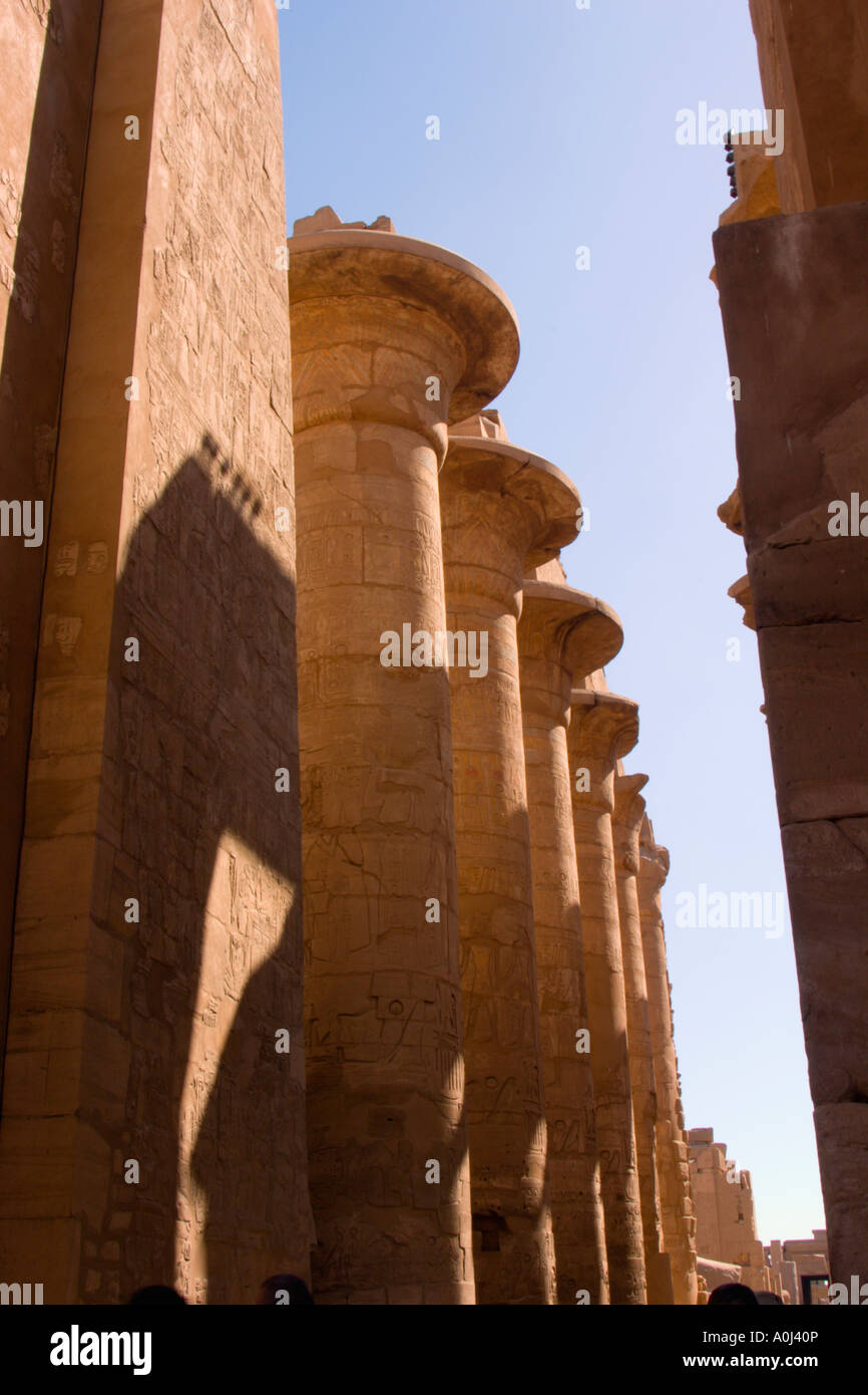 Le colonne del Tempio di Karnak a Luxor, Egitto Foto Stock