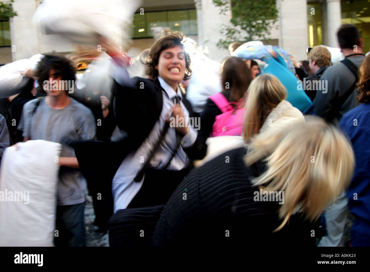 Pillow Fight Club, St Pauls, Londra Foto Stock