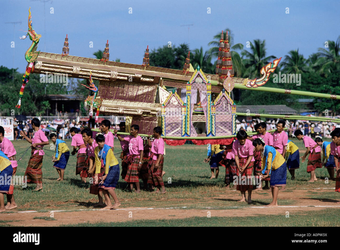 Festival a razzo Yasothan Thailandia Asia del sud-est asiatico Foto Stock
