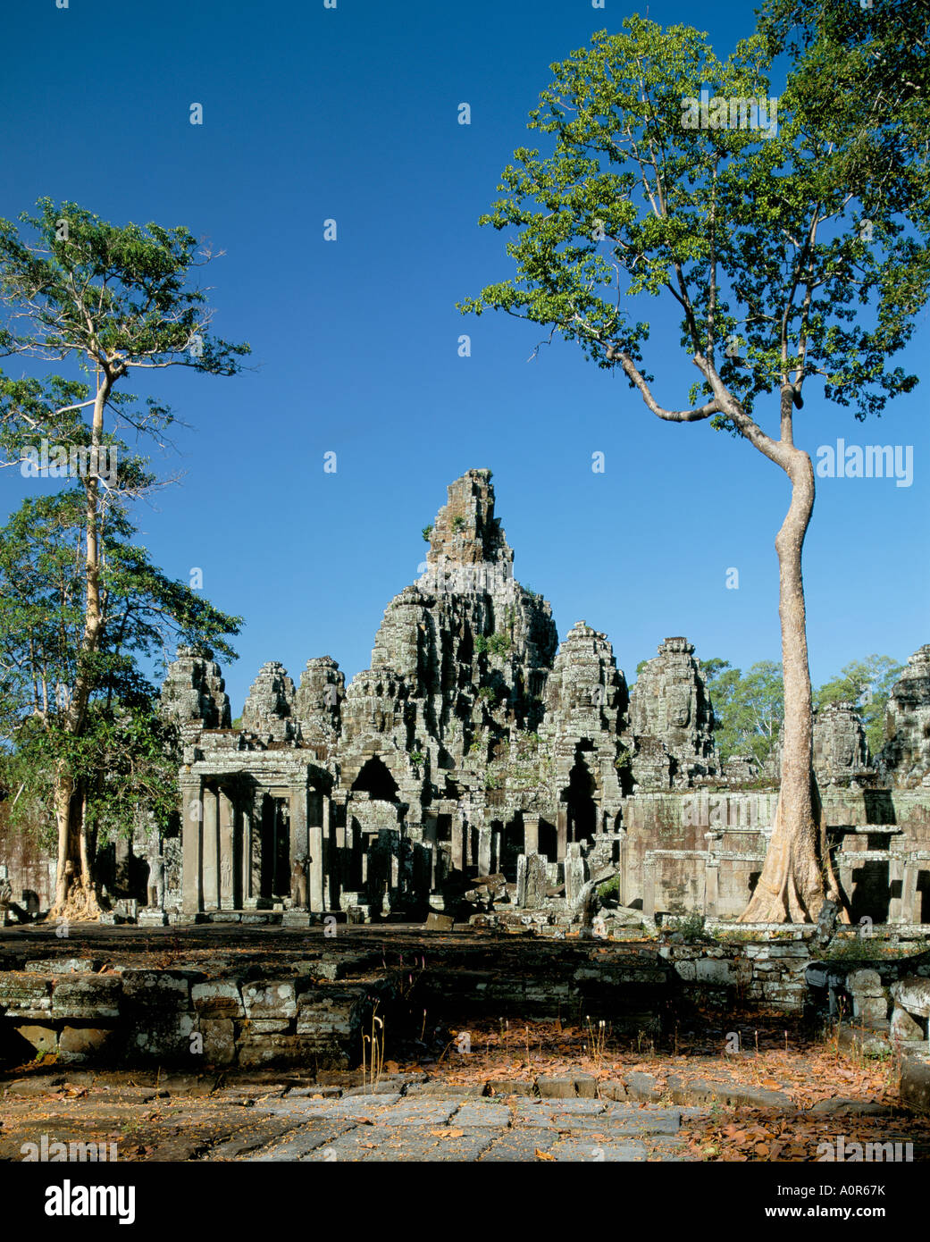 Il Bayon risalente alla fine del XII e XIII secolo Angkor Sito Patrimonio Mondiale dell'UNESCO Siem Reap Cambogia Indocina Asia del sud-est Foto Stock