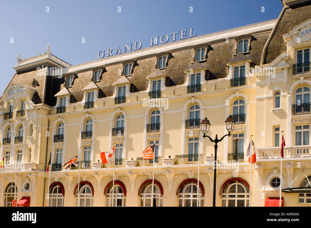 Il Grand Hotel di Cabourg dove Marcel Proust ha scritto a La Recherche du Temps Perdu Cabourg Normandia Francia Europa Foto Stock