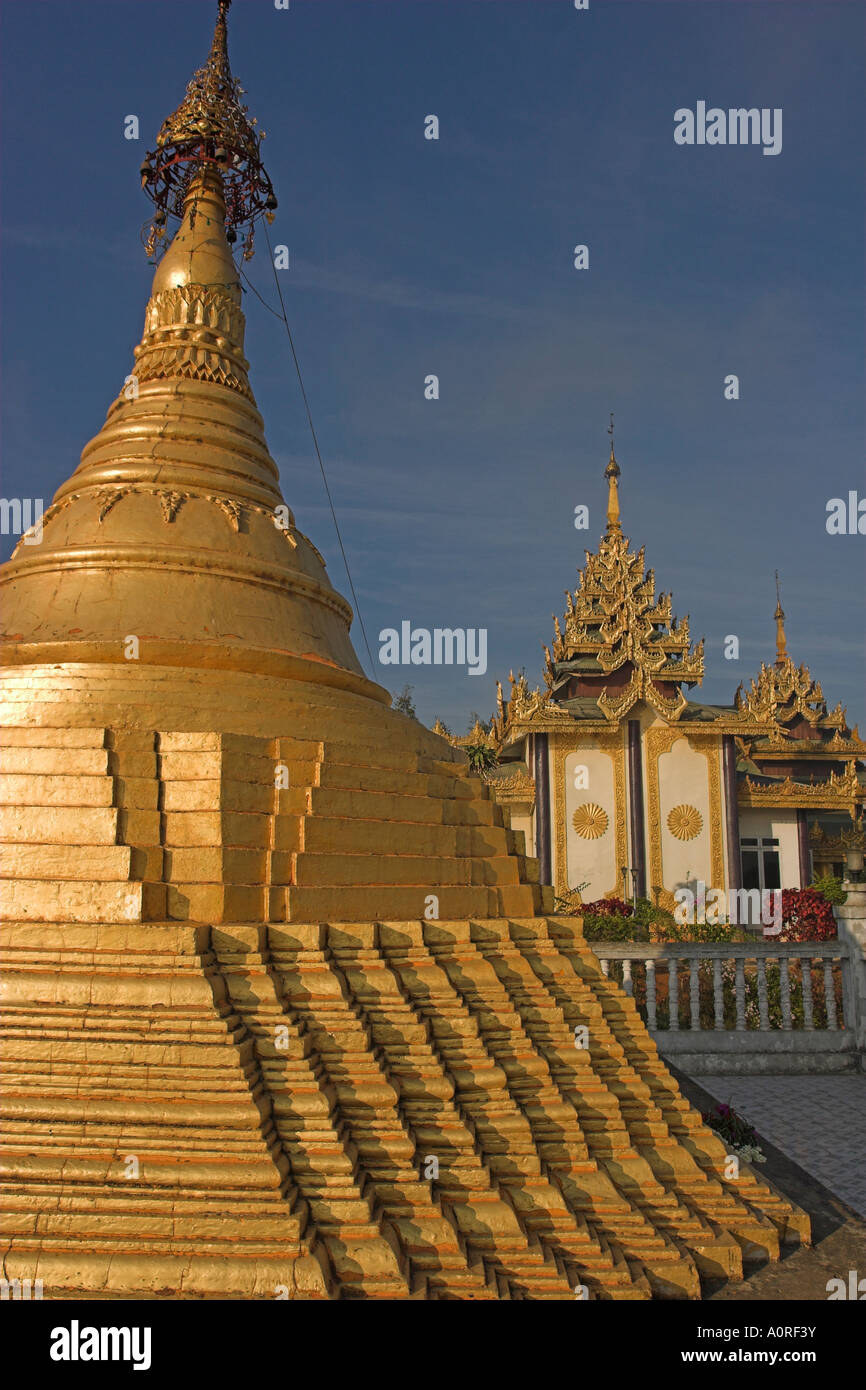 Wat Naung Khan Kengtung Kyaing Tong stato Shan MYANMAR Birmania Asia Foto Stock