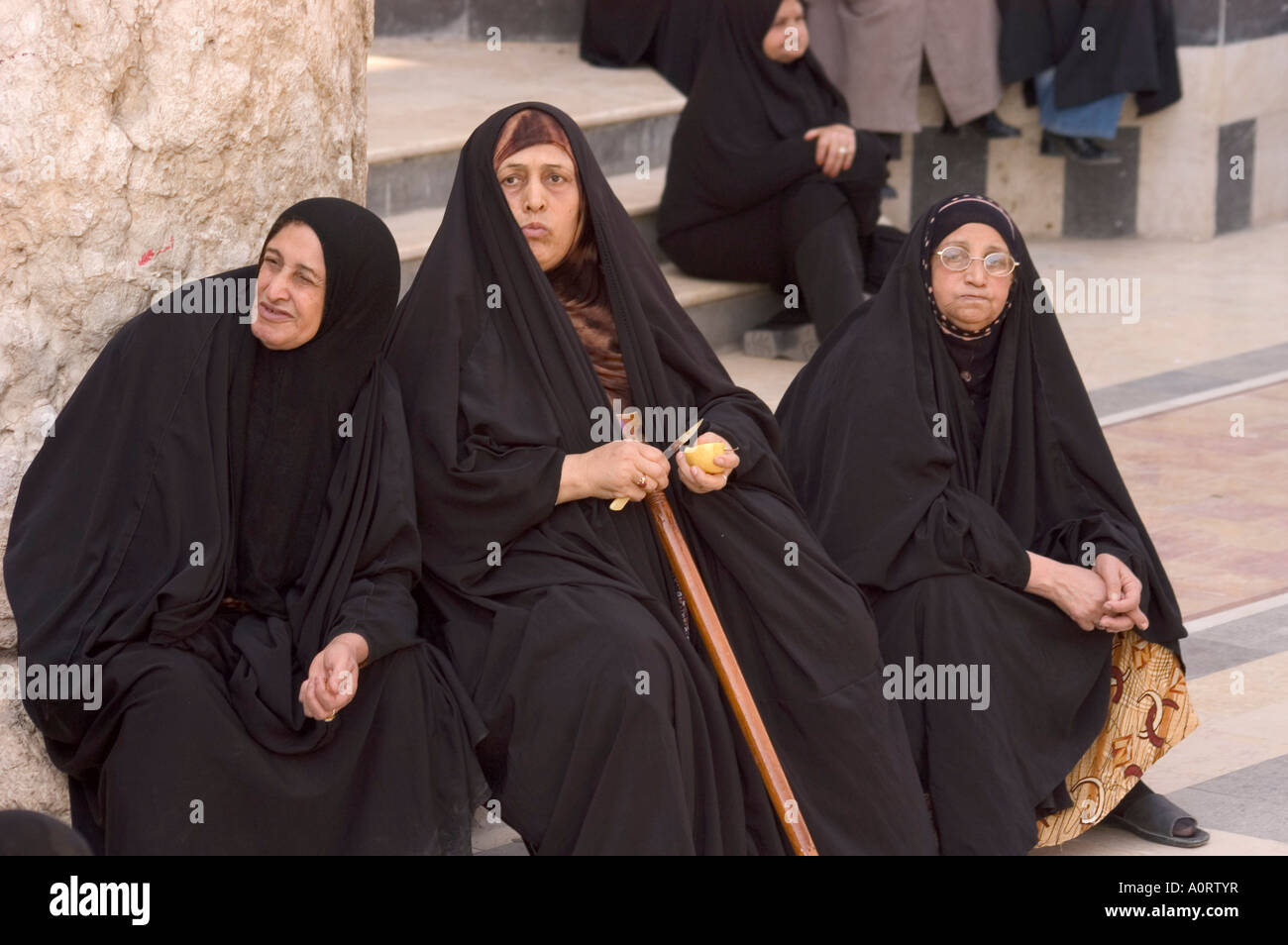 Le donne in abiti tradizionali a Damasco in Siria Medio Oriente Foto Stock