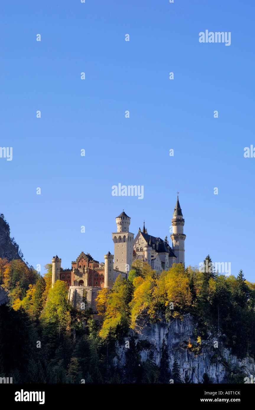 Schloss Neuschwanstein castello da favola costruito da re Ludwig II vicino a Fussen Baviera Baviera Germania Europa Foto Stock