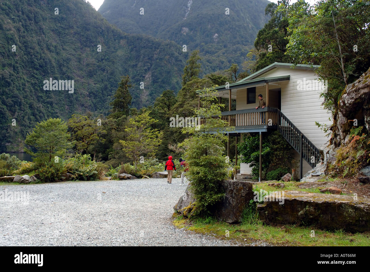 Ostello a Deep Cove Doubtful Sound e Parco Nazionale di Fiordland in Nuova Zelanda n. PR o MR Foto Stock