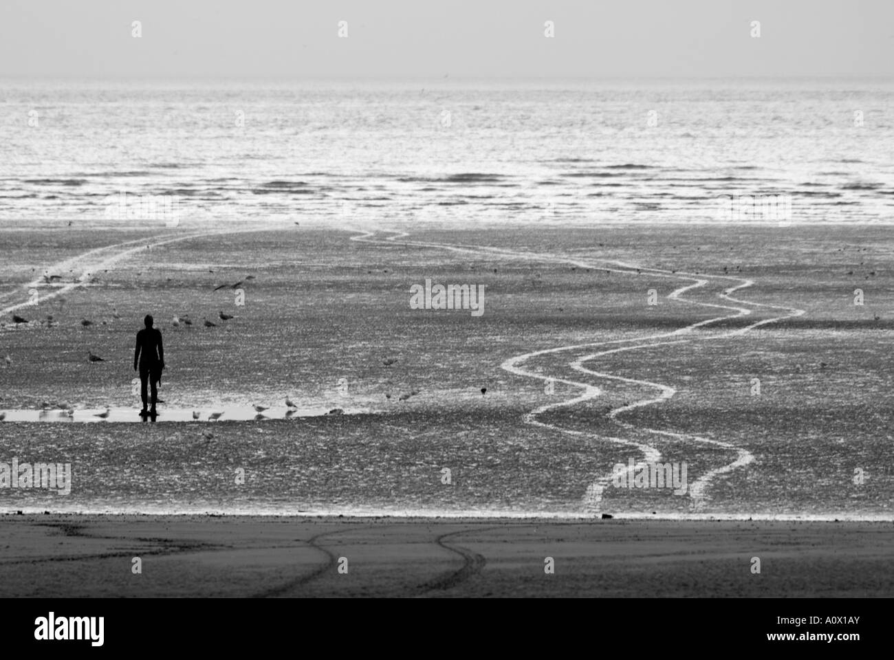 Un altro luogo di installazione di arte Crosby Beach Liverpool Merseyside Regno Unito Foto Stock