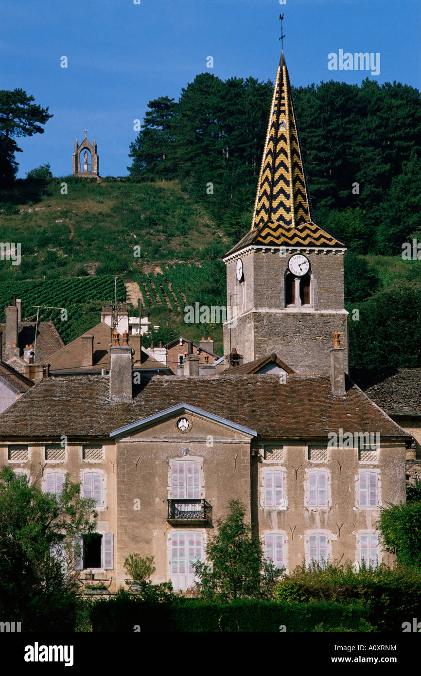 Villaggio di Pernand Vergelesses Borgogna Francia Europa Foto Stock
