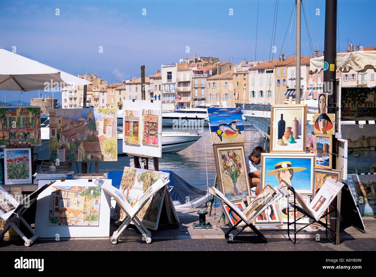 Dipinti di artisti in vendita St Tropez Var Cote d Azur Riviera francese Provenza Francia Europa Foto Stock