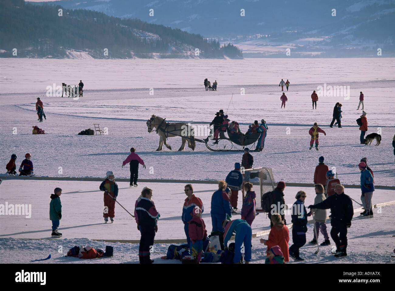 La grande fiera di ghiaccio Lillehammer Norvegia Scandinavia Europa Foto Stock