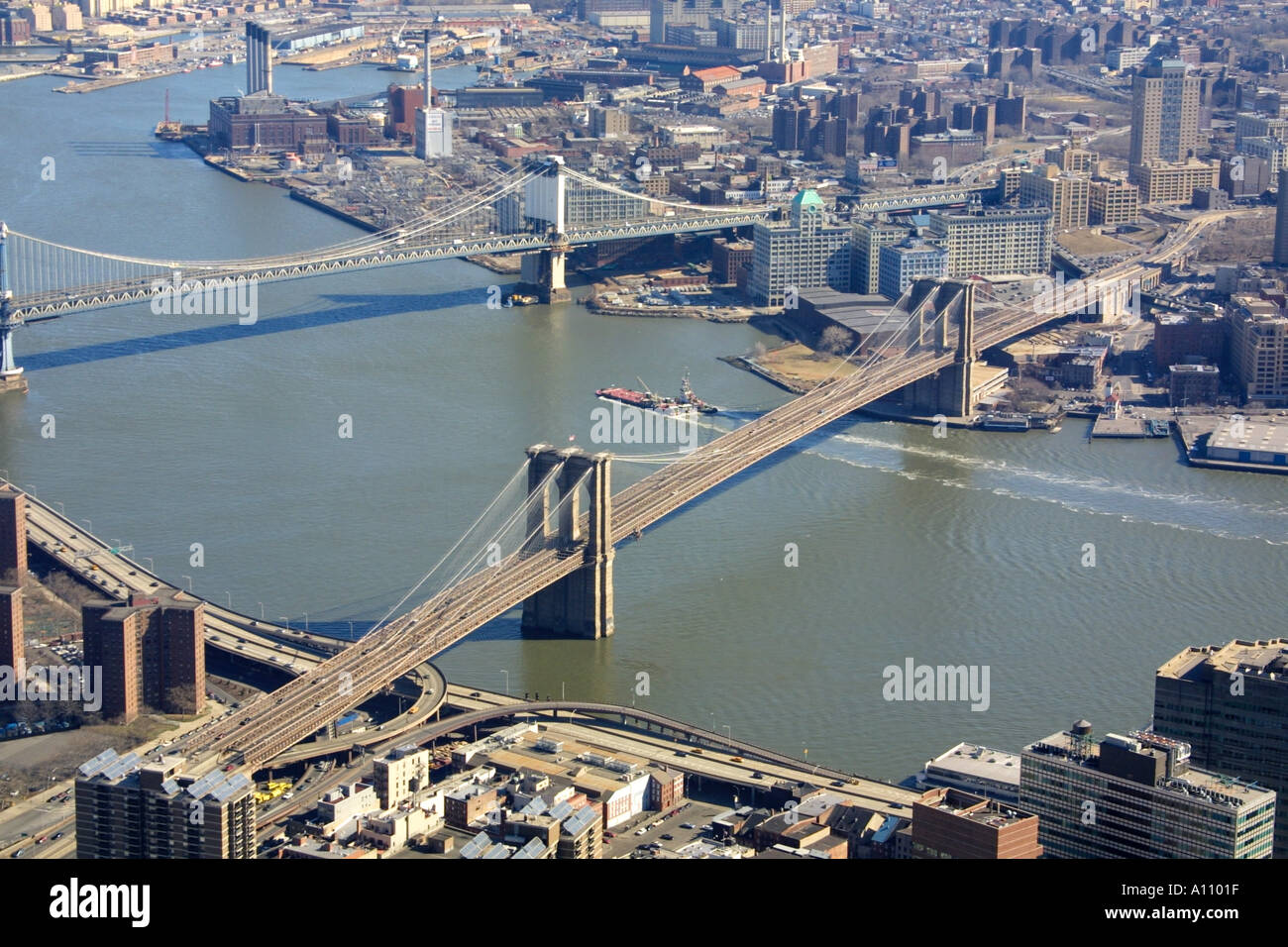 Brooklyn e ponti di Manhattan vista dal World Trade Center di Manhattan a New York Foto Stock