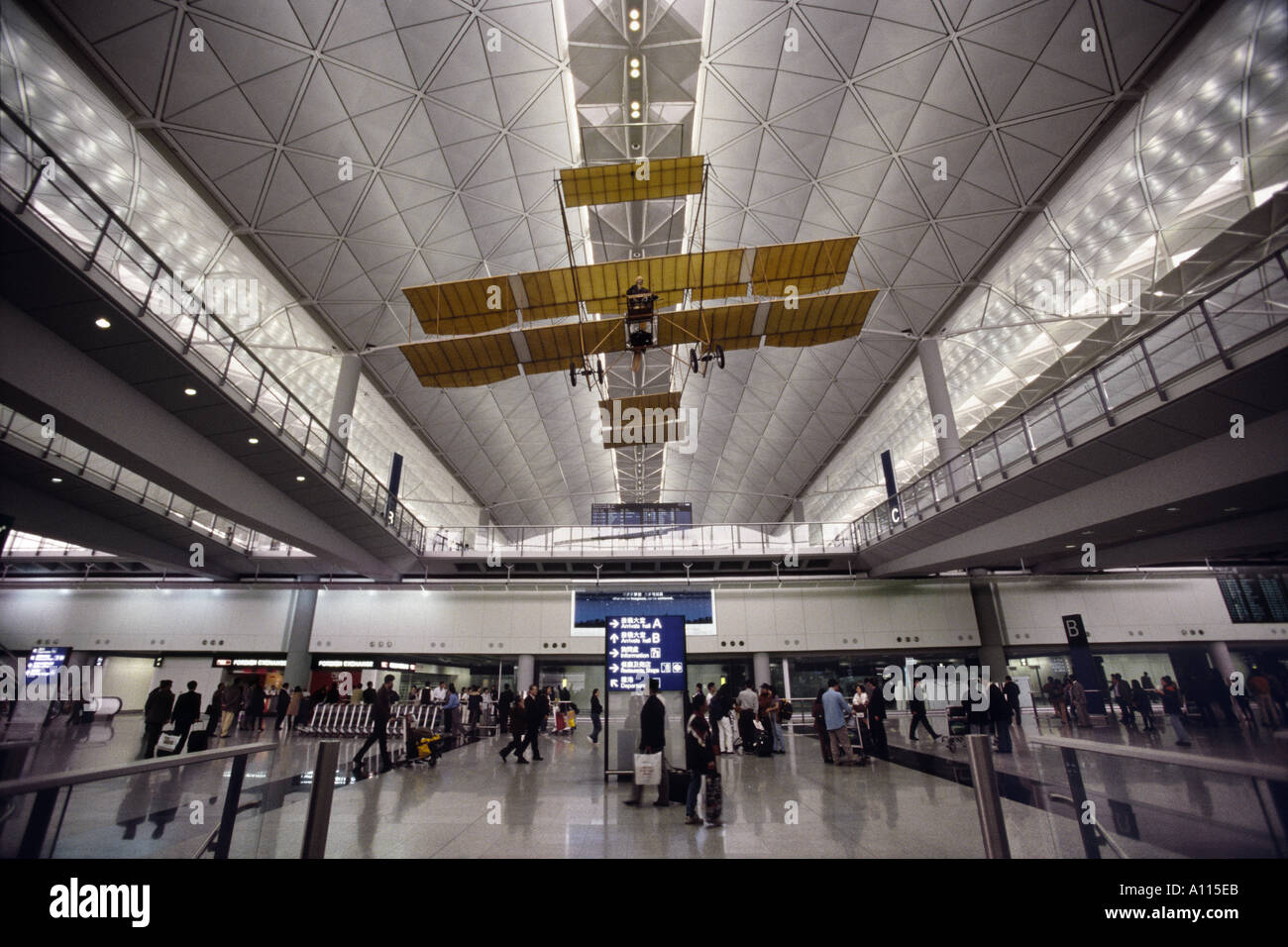 Nuovo Terminal Aeroportuale interno di Hong Kong Foto Stock