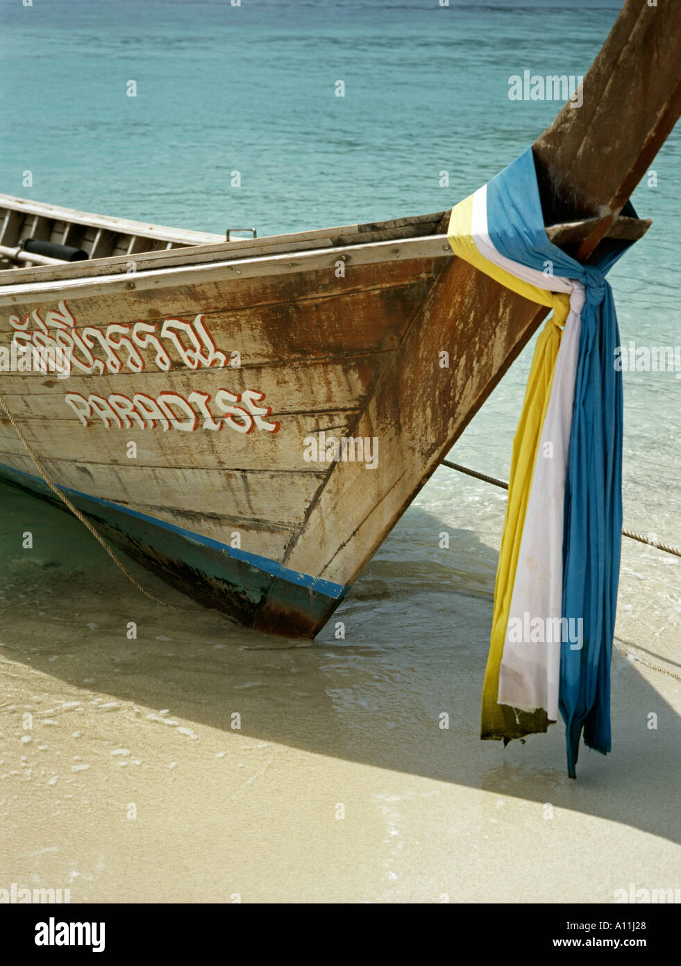 Thailandia Phi Phi Don paradise barca sulla spiaggia Foto Stock
