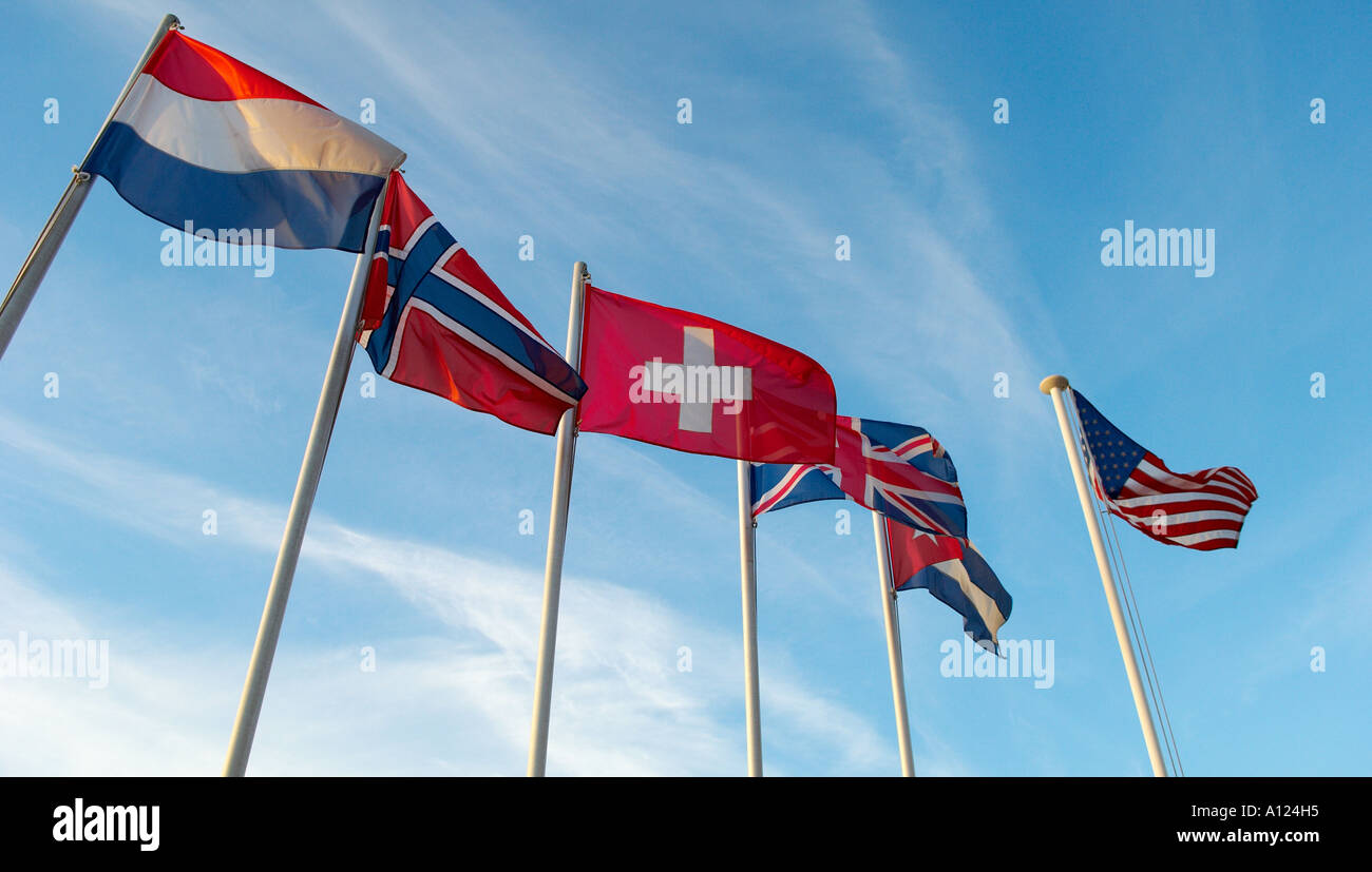 Bandiere della brezza mattutina Nizza Francia Foto Stock